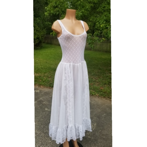 Gunne Sax Dresses & Skirts - Vintage Gunne Sax Cotton and Lace Dress